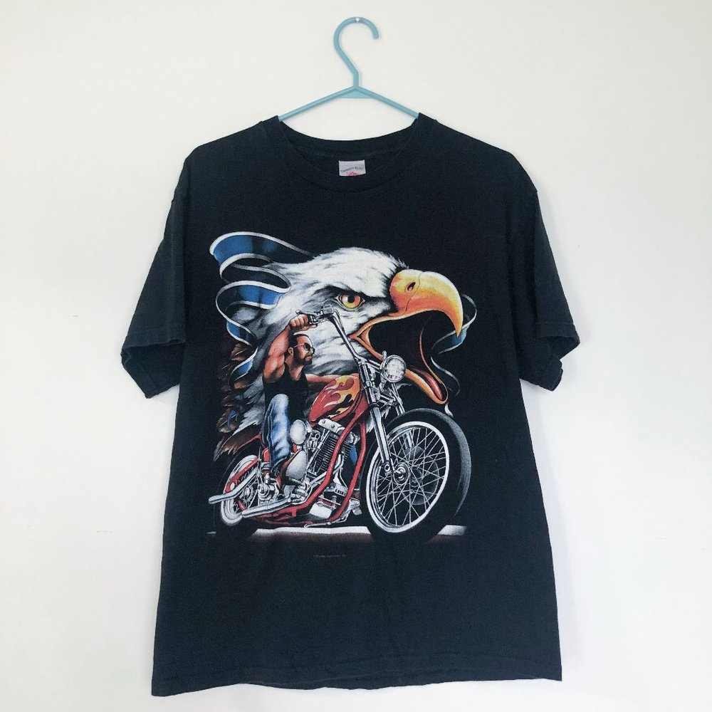 Motorcycle with Bald Eagle graphic tee T-shirt Large